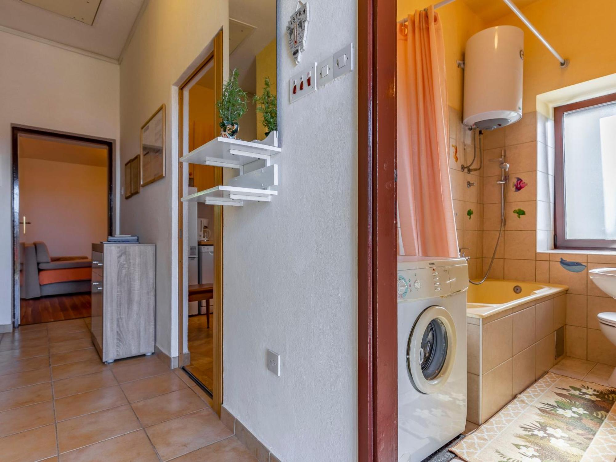 Apartment Vladimir - Pul237 By Interhome Banjole Bagian luar foto